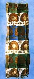 北朝树纹锦（新疆吐鲁番阿斯塔那墓出土　新疆维吾尔族自治区博物馆藏）