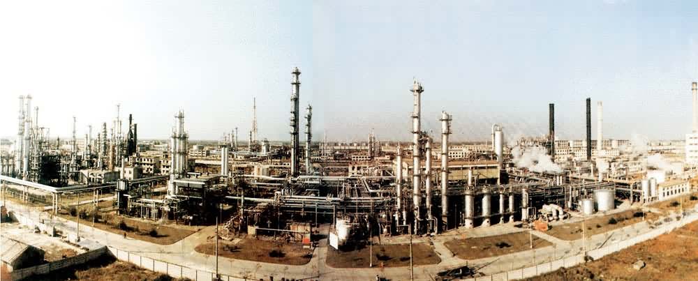中国大型石油化工基地之一——上海石油化工总厂全景