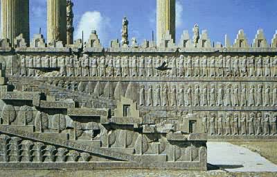 波斯帝国波斯波利斯宫殿台阶浮雕带，公元前6～前5世纪