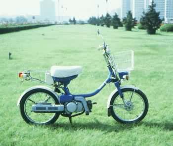 日本“雅马哈”牌小轮摩托车