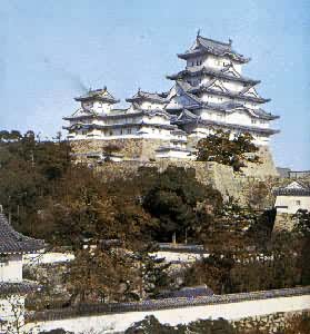日本兵库县姬路城天守阁，16世纪末至17世纪初日本城郭建筑的代表
