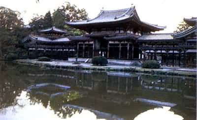 日本宇治平等院凤凰堂，1053年建