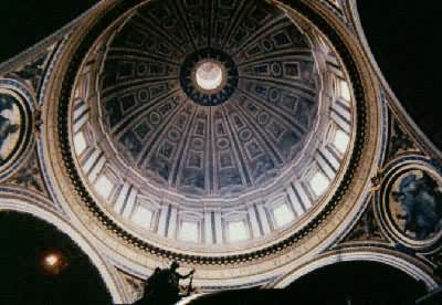 罗马圣彼得大教堂（1506～1626，D.布拉曼特、米开朗琪罗等设计）：大教堂穹顶内景
