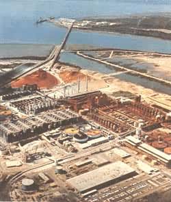 80年代初世界最大的氧化铝厂之一——澳大利亚格拉德斯通厂