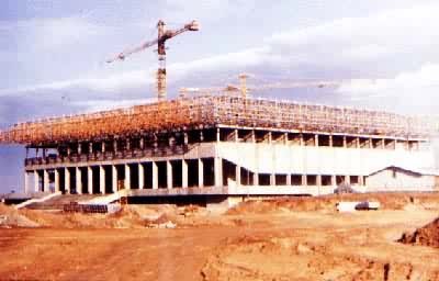 网架结构——中国援助摩洛哥体育中心大型体育馆（跨度100.8米）