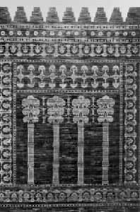 伊什塔尔女神大门墙上的镶嵌图案