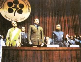 不结盟国家第7次首脑会议在新德里举行（1983年3月）