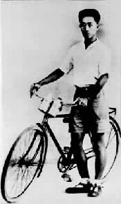 1930年骑自行车环游世界的潘得明