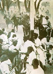 英印军警镇压游行群众(1930年1月26日)