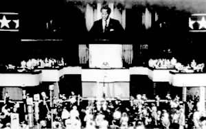 美国共和党全国代表大会在新奥尔良开幕(1988年8月15日)