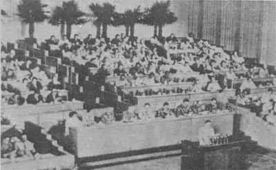 邓小平在党的“八大”作《关于修改党的章程的报告》(1956年9月)