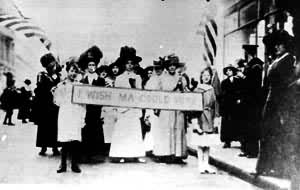 图3 美国国会通过了宪法第19条修正案，赋予妇女以选举权(1920)