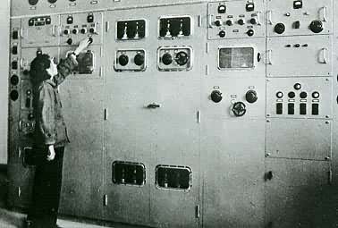 中国第1台电视发射机（1958）