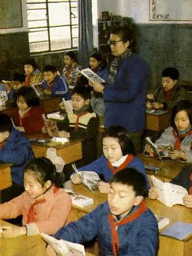 上海南市区实验小学教师在上课