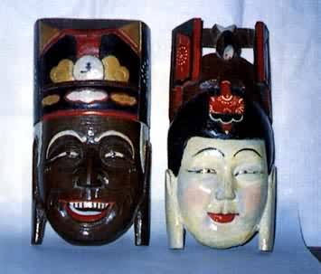 图 毛南族供奉的神像