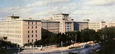 吉林大学