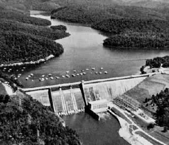 1936年美国竣工的克林奇河诺里斯坝