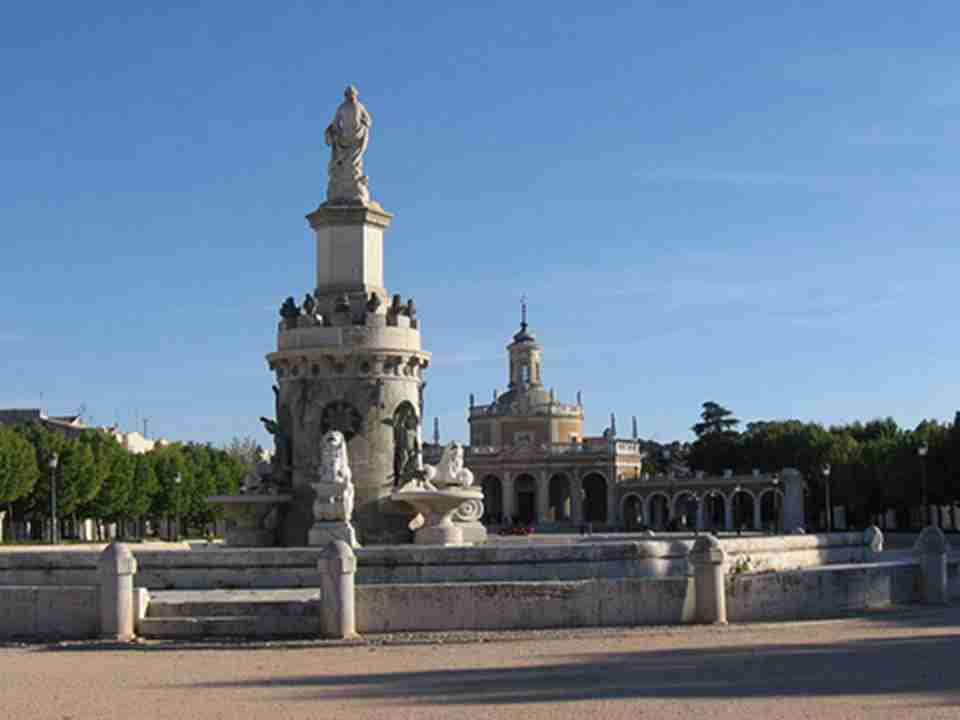 阿兰胡埃斯文化景观位于西班牙马德里自治区阿兰胡埃斯