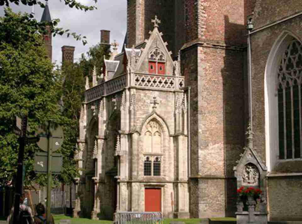 布鲁日位于比利时西北部，是一座文化名城，历史古迹比比皆是