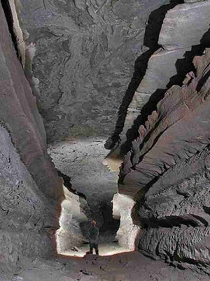 猛犸洞穴是世界上最长的缝洞系统