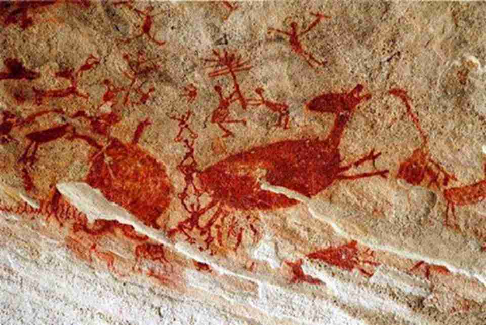 卡皮瓦拉山洞窟壁画的色彩以红色为主