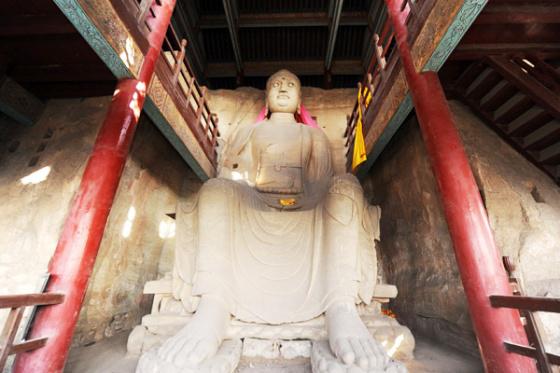 山西太原:天龙山石窟—第九窟“漫山阁”中的佛像